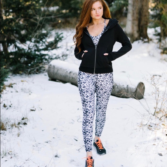 ZYIA Pants - Zyia snow leopard brilliant leggings